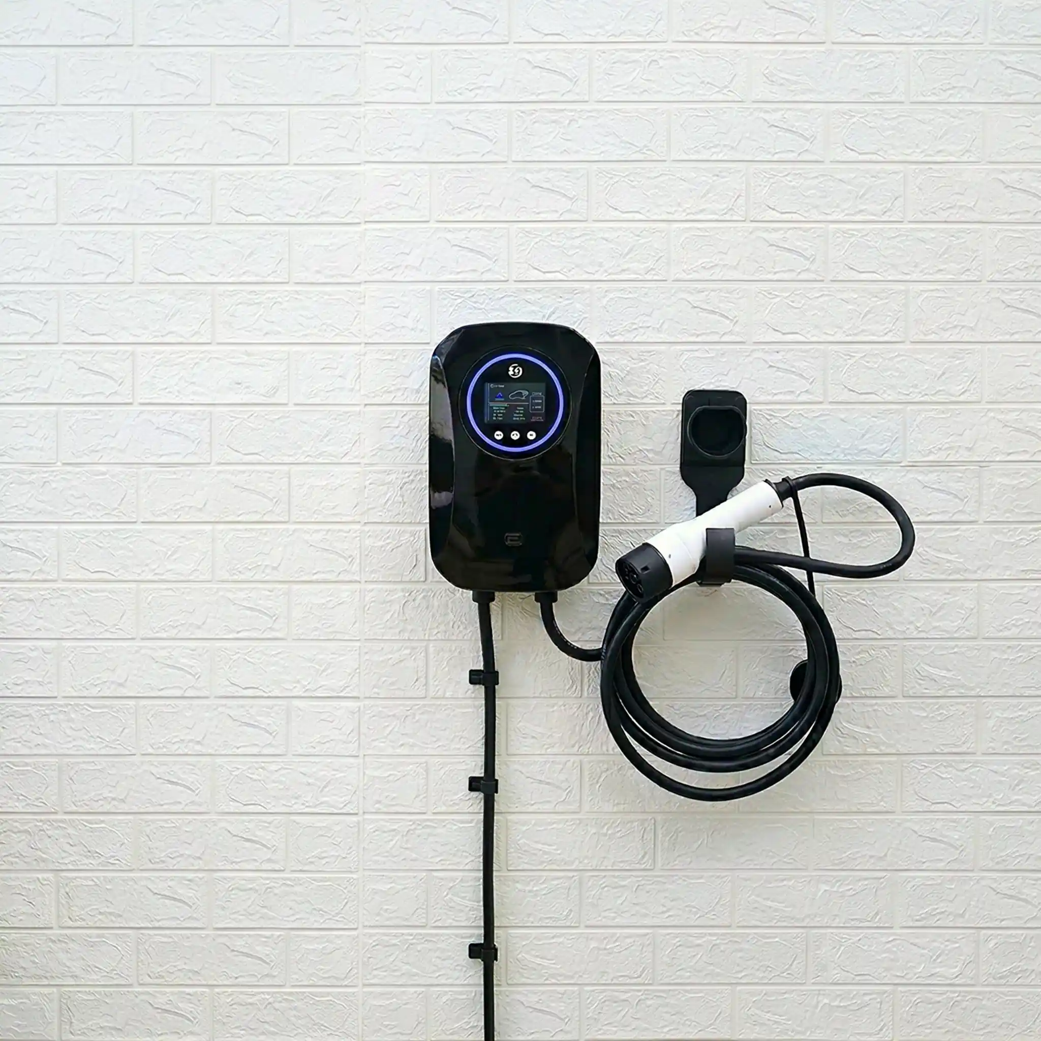 Optimum EV Solutions 7.4kW Universal Type 2 Wall Charger